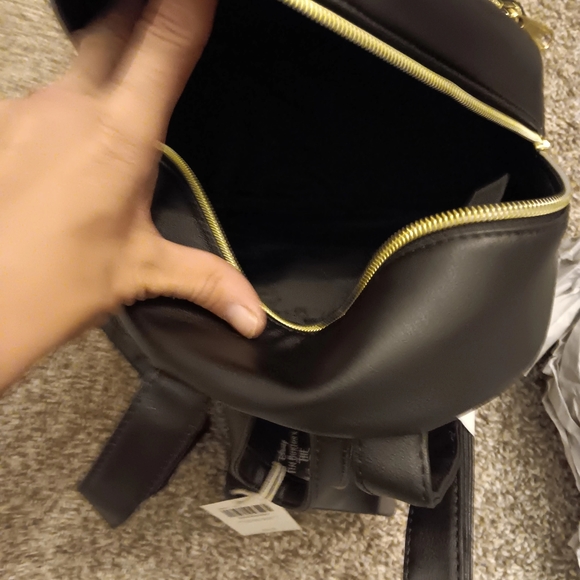 Nightmare before Christmas lock shock and barrel purse - Picture 4 of 7